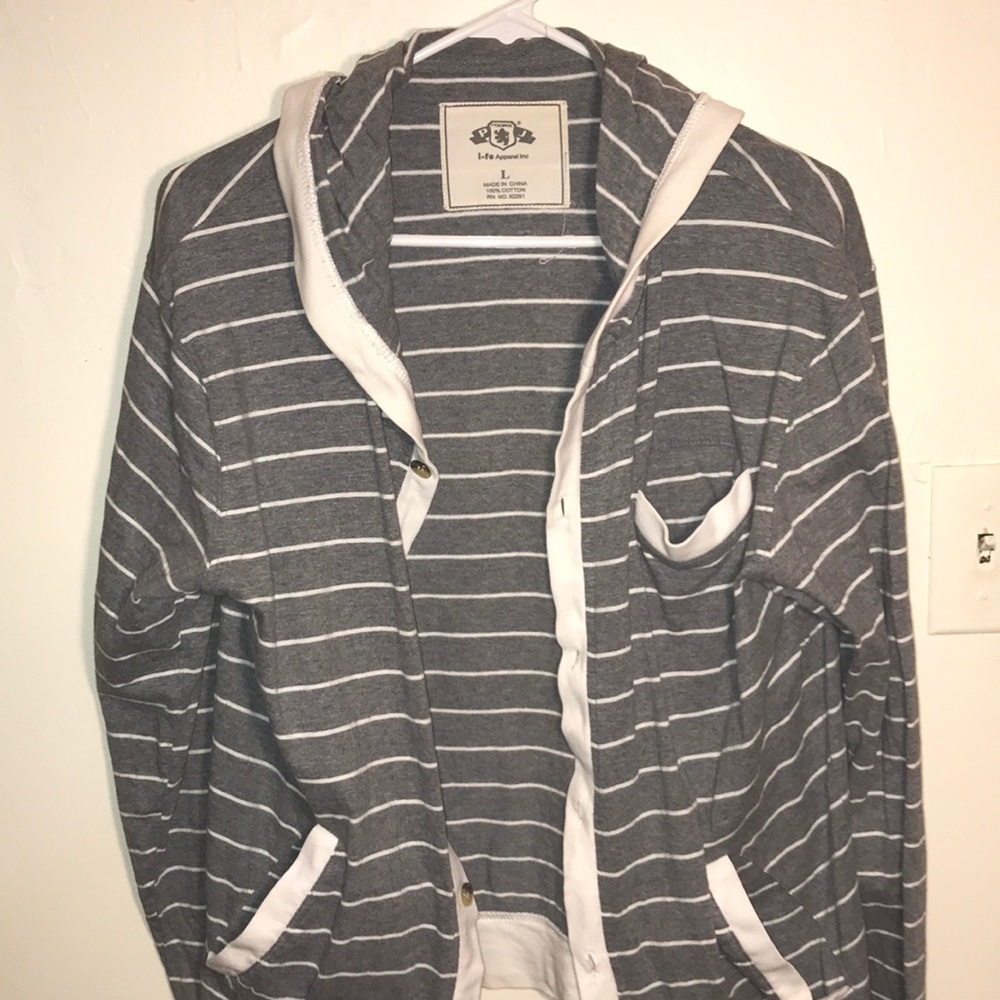 Men’s sweater with hoodie